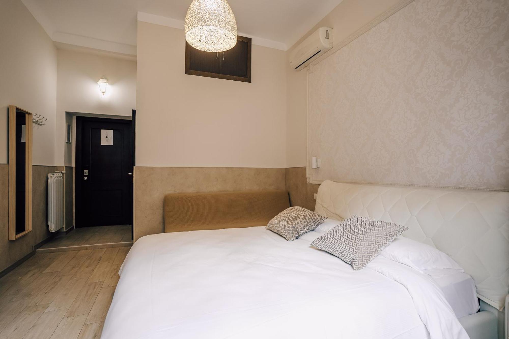Mirabilia House Hotel Рим Екстериор снимка